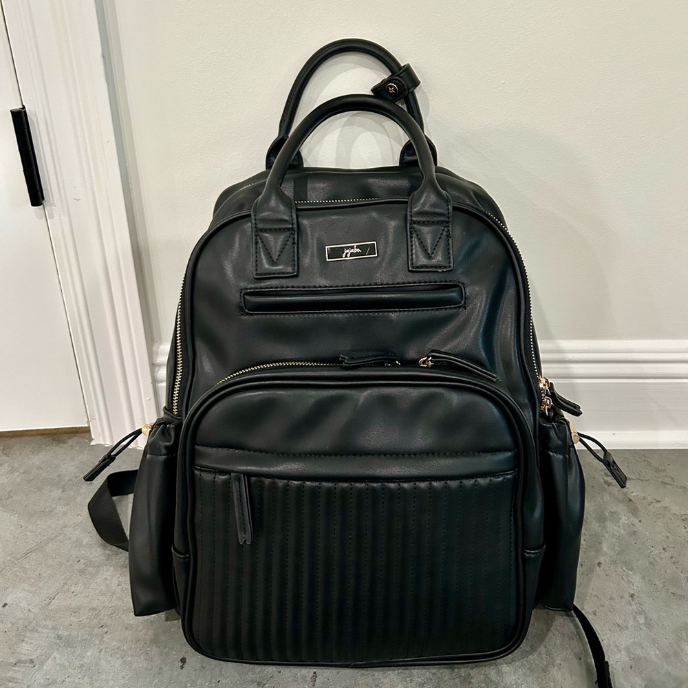 Jujube million pockets diaper bag